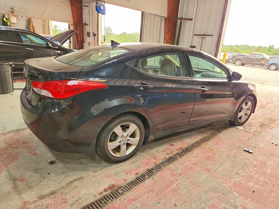 61443896 :رقم المزاد ، 5NPDH4AE3DH195046 vin ، 2013 Hyundai Elantra مزاد بيع