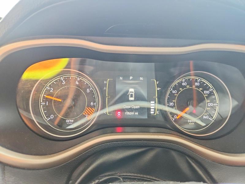 Продажа на аукционе авто 2015 Jeep Cherokee, vin: 1C4PJLAB5FW660523, номер лота: 61407256