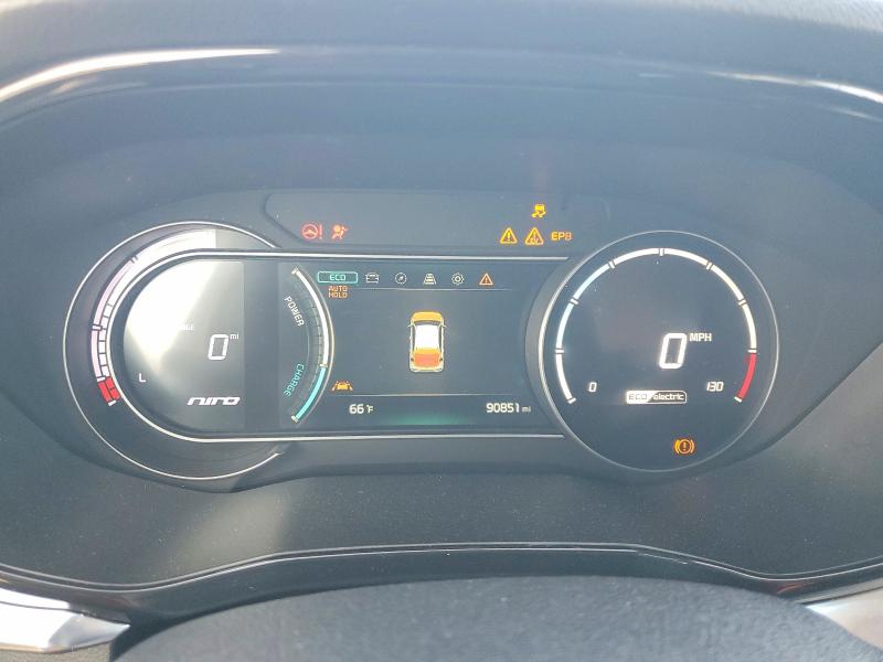 62545096 :رقم المزاد ، KNDCE3LG8N5150375 vin ، 2022 Kia Niro مزاد بيع
