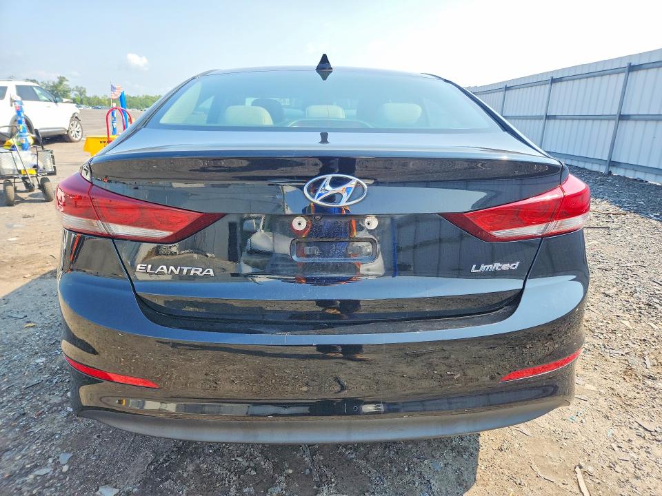 62768976 :رقم المزاد ، 5NPD84LF6HH060770 vin ، 2017 Hyundai Elantra مزاد بيع