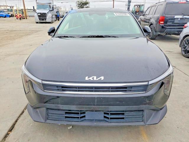 2025 Kia K4 მანქანა იყიდება აუქციონზე, vin: 3KPFT4DE8SE066644, აუქციონის ნომერი: 61443766