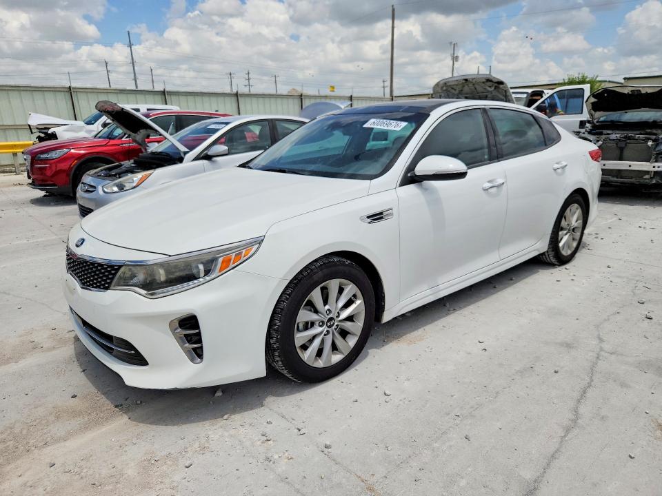 Продажа на аукционе авто 2017 Kia Optima, vin: 5XXGU4L30HG124070, номер лота: 60069676