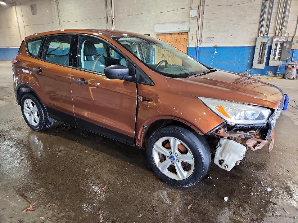 Продаж на аукціоні авто 2017 Ford Escape, vin: 1FMCU0F70HUA60544, номер лоту: 61002256