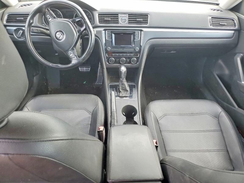 Продажа на аукционе авто 2016 Volkswagen Passat, vin: 1VWAT7A3XGC051122, номер лота: 60527886