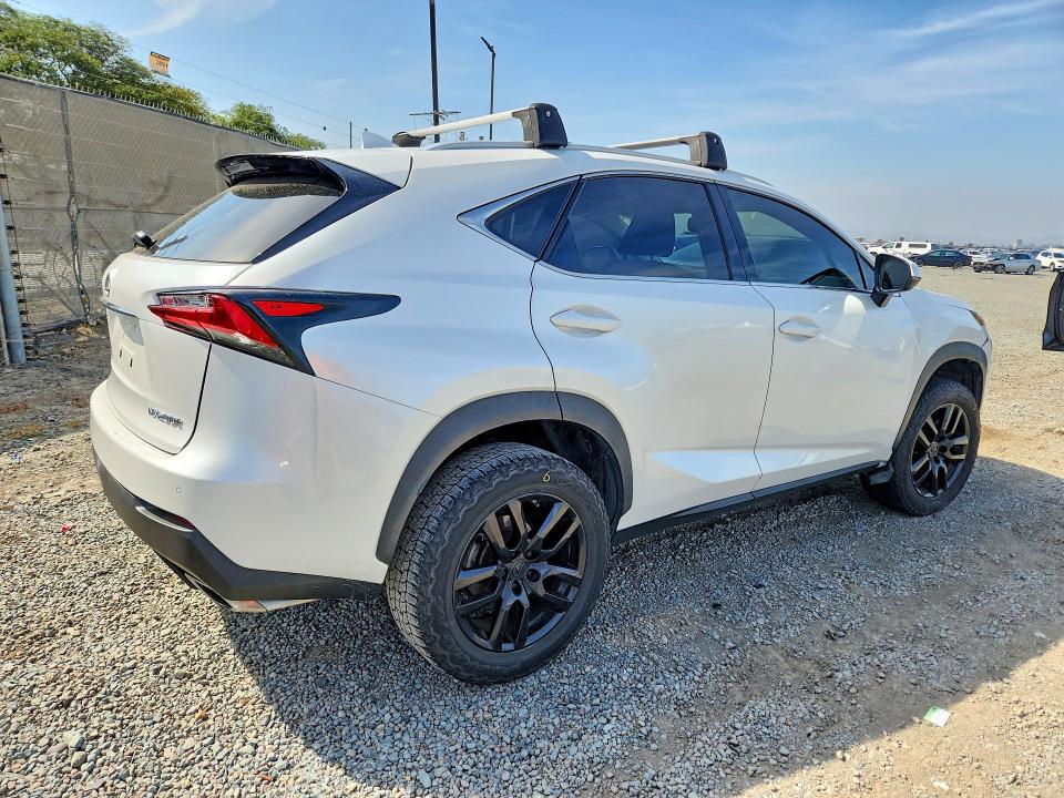 Продажа на аукционе авто 2015 Lexus Nx, vin: JTJYARBZ2F2018378, номер лота: 62428326