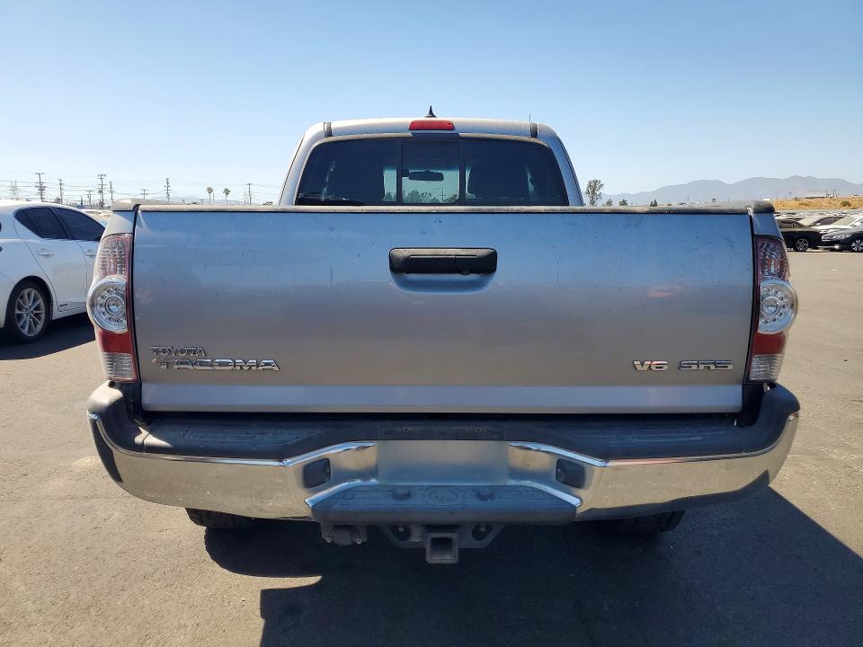 Продаж на аукціоні авто 2015 Toyota Tacoma, vin: 5TFUU4EN8FX123935, номер лоту: 62477826