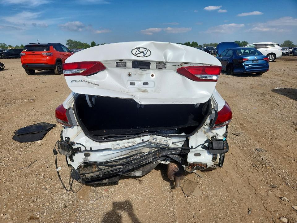 59909216 :رقم المزاد ، 5NPD84LF7JH385983 vin ، 2018 Hyundai Elantra مزاد بيع