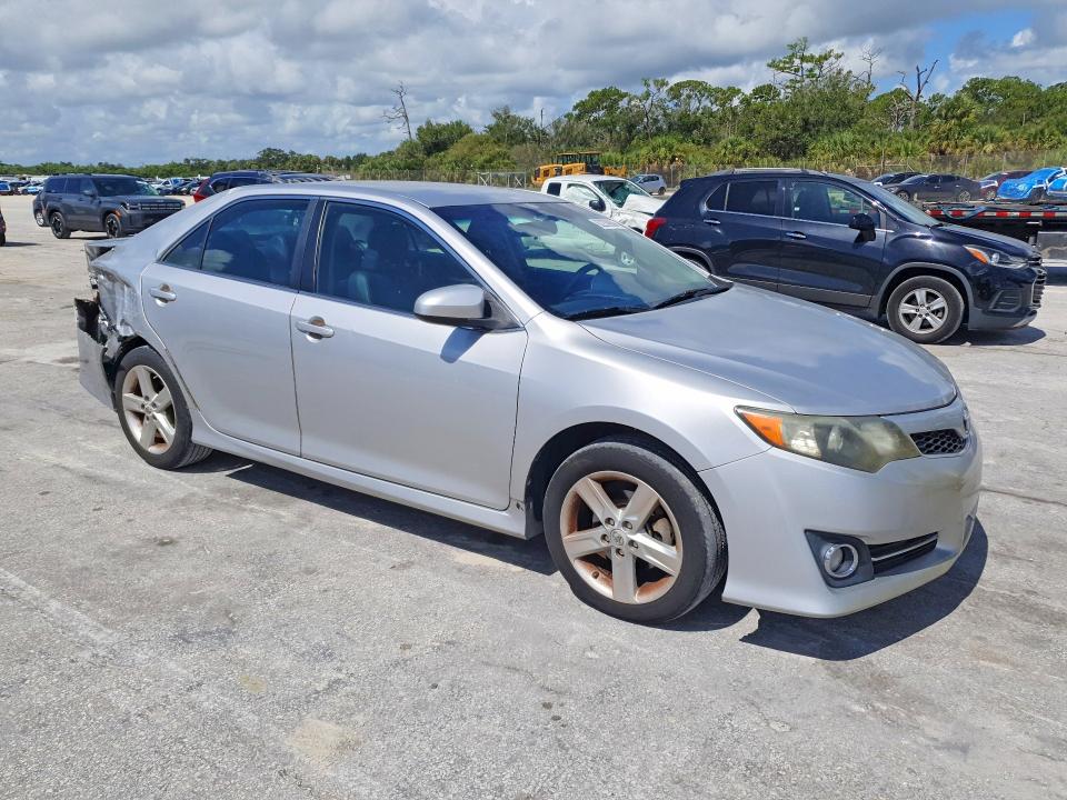Auction sale of the 2014 Toyota Camry, vin: 4T1BF1FK5EU370345, lot number: 62239006