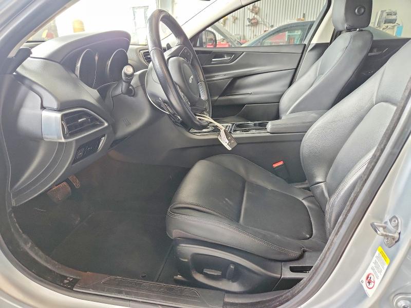 Aukcja sprzedaży 2017 Jaguar Xe, vin: SAJAR4BGXHA976208, numer aukcji: 61983756