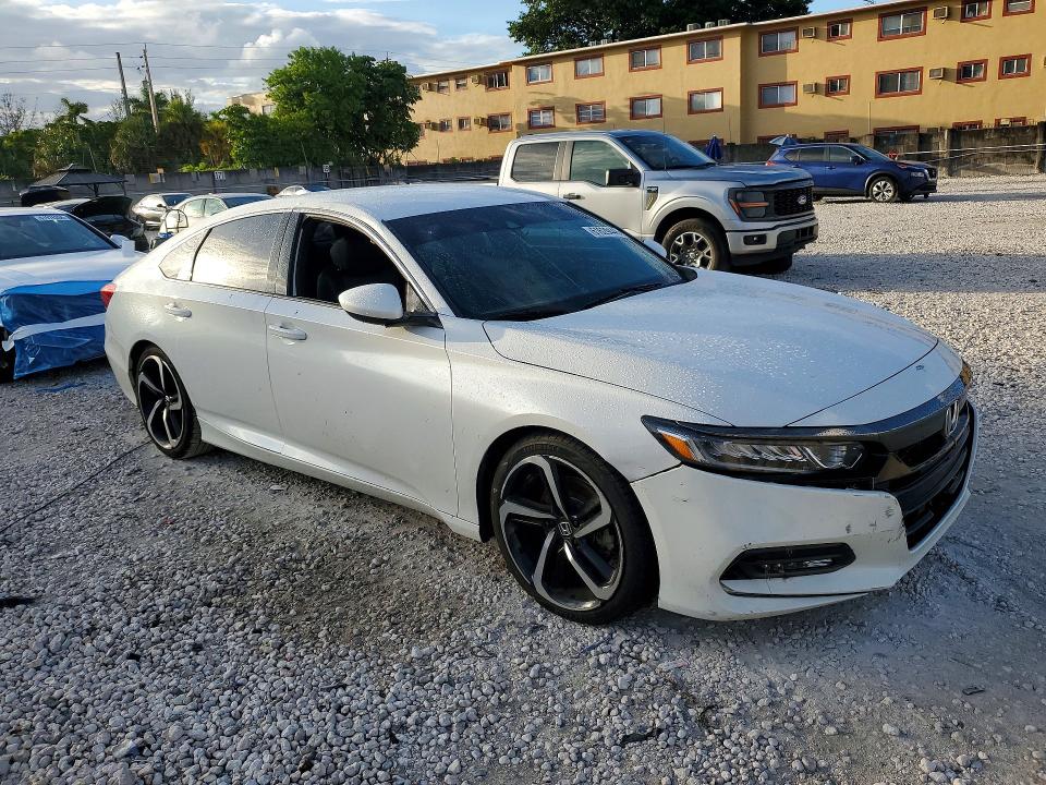 Aukcja sprzedaży 2019 Honda Accord, vin: 1HGCV1F30KA159556, numer aukcji: 61629446