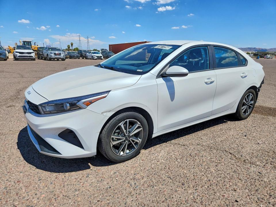 61877256 :رقم المزاد ، 3KPF24AD3PE600364 vin ، 2023 Kia Forte مزاد بيع