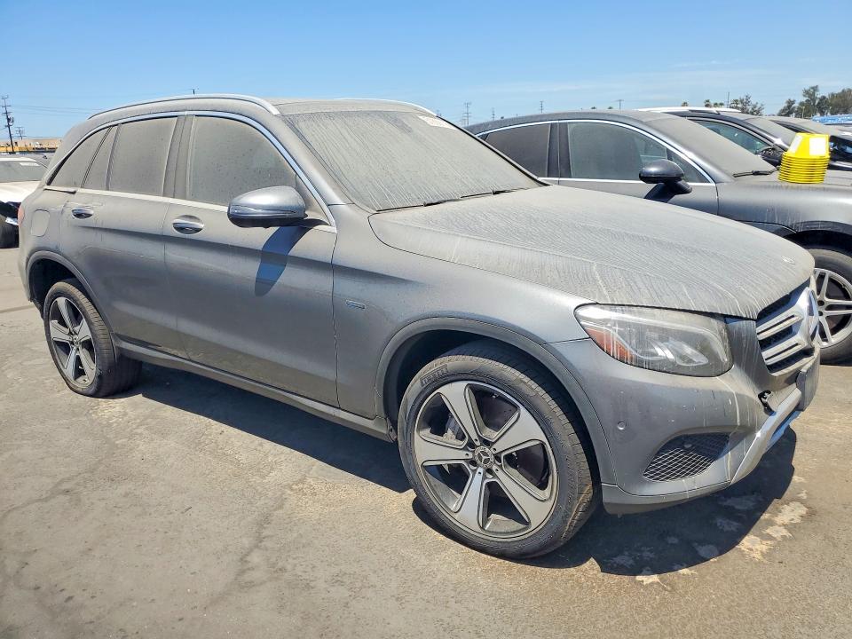 51889116 :رقم المزاد ، WDC0G5EB6KF565642 vin ، 2019 Mercedes-benz Glc مزاد بيع