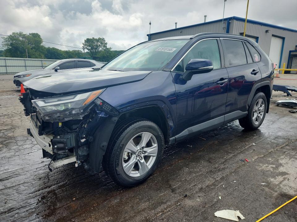Продажа на аукционе авто 2022 Toyota Rav4, vin: 2T3W1RFV8NW189997, номер лота: 61918166