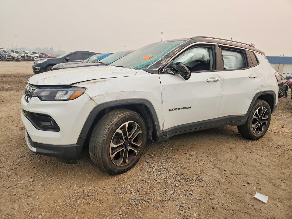 61243656 :رقم المزاد ، 3C4NJDCB8NT113812 vin ، 2022 Jeep Compass مزاد بيع