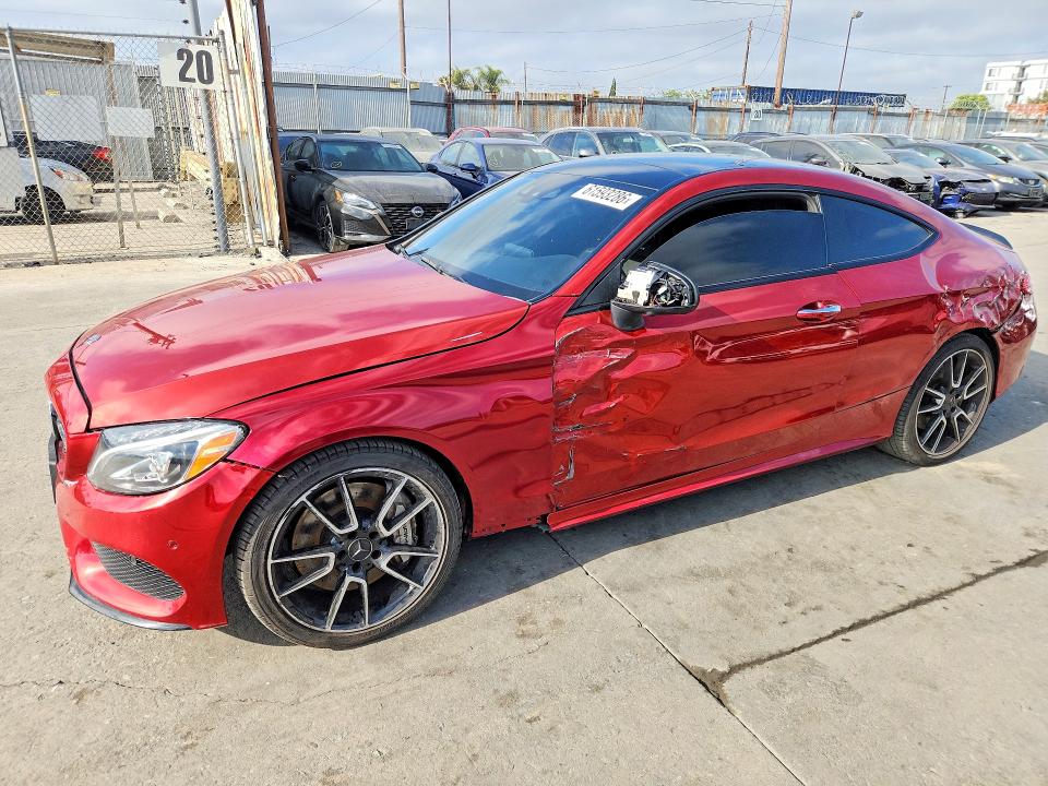 61593286 :رقم المزاد ، WDDWJ6EB8JF671327 vin ، 2018 Mercedes-benz C مزاد بيع