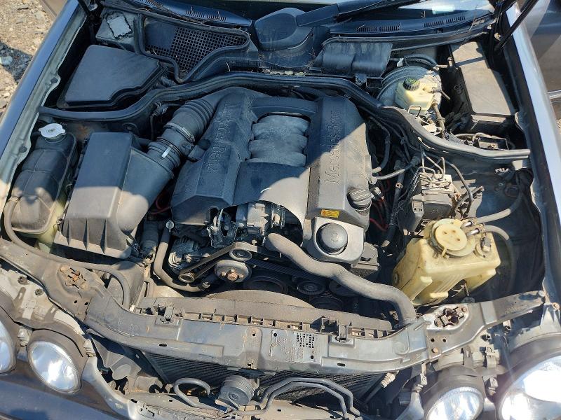 2002 Mercedes-benz E მანქანა იყიდება აუქციონზე, vin: WDBJF82J72X063922, აუქციონის ნომერი: 60720666