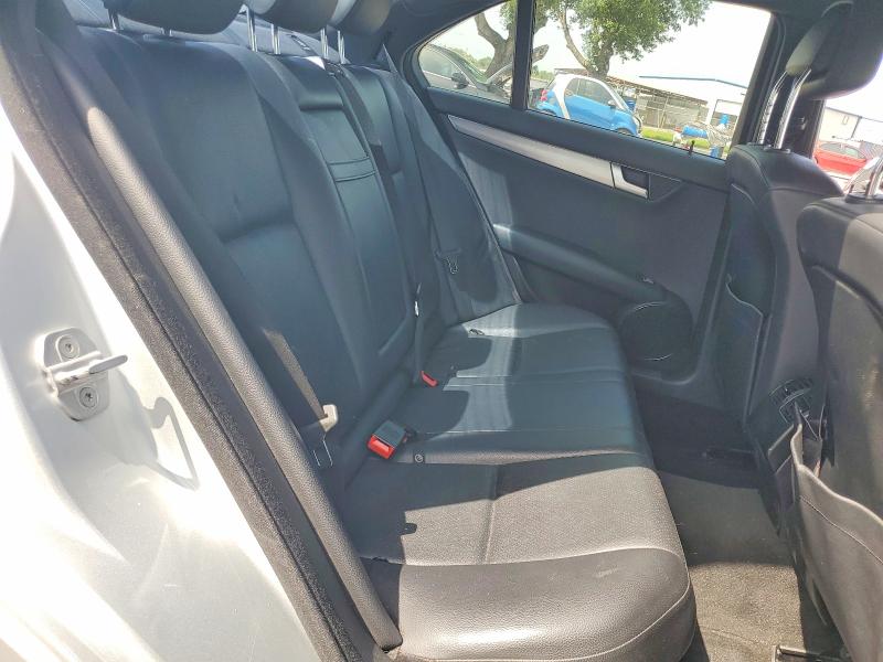 Продажа на аукционе авто 2012 Mercedes-benz C, vin: WDDGF4HB8CA607021, номер лота: 60081076