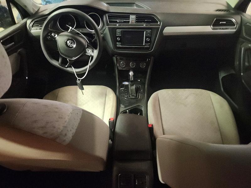 Продажа на аукционе авто 2018 Volkswagen Tiguan, vin: 3VV1B7AX0JM059116, номер лота: 62354926