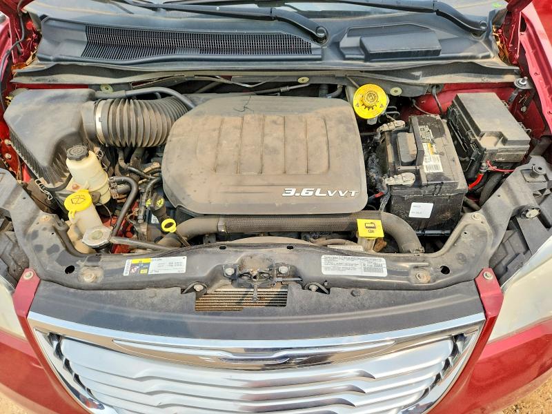 61554276 :رقم المزاد ، 2C4RC1CG2ER258725 vin ، 2014 Chrysler Town & Country مزاد بيع