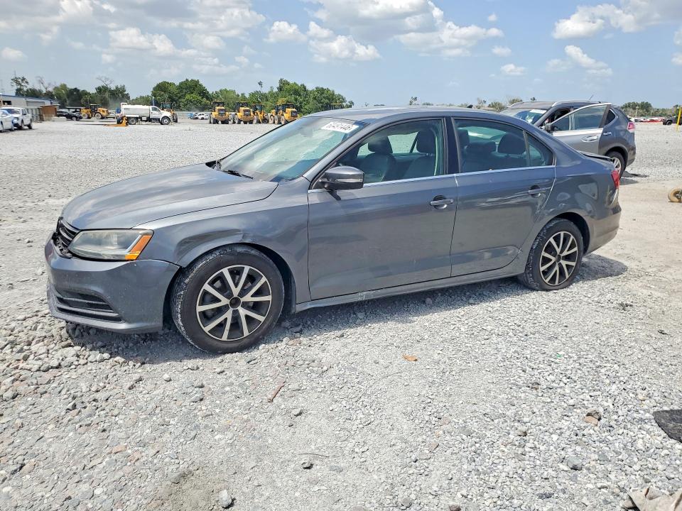 60491446 :رقم المزاد ، 3VWDB7AJ1HM275314 vin ، 2017 Volkswagen Jetta مزاد بيع
