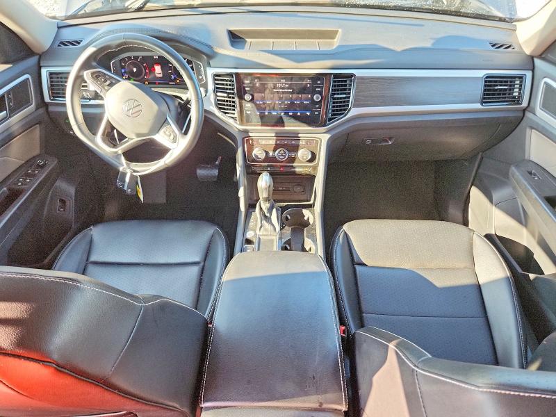 61422756 :رقم المزاد ، 1V2JP2CA5NC533854 vin ، 2022 Volkswagen Atlas مزاد بيع