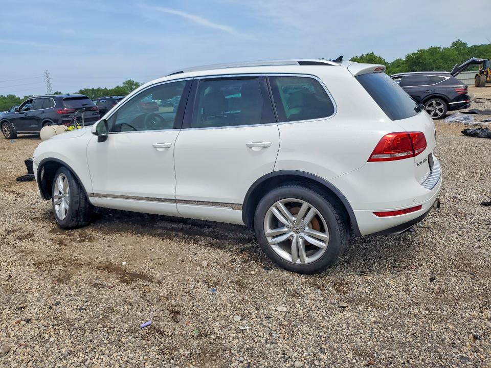 59870406 :رقم المزاد ، WVGEF9BP4DD002167 vin ، 2013 Volkswagen Touareg مزاد بيع