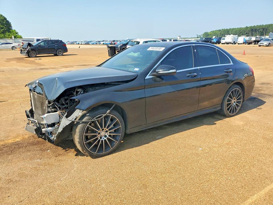 2015 Mercedes-benz C მანქანა იყიდება აუქციონზე, vin: 55SWF4KB4FU028469, აუქციონის ნომერი: 59608596