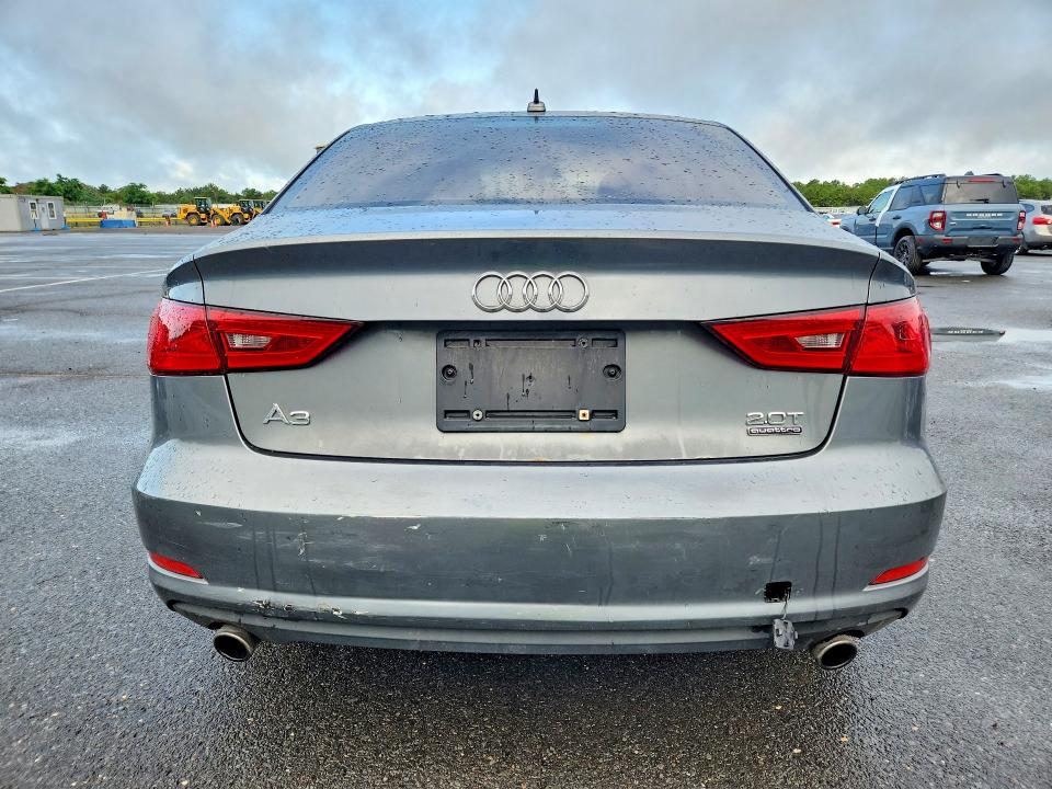 62951776 :رقم المزاد ، WAUBFGFF3F1090286 vin ، 2015 Audi A3 مزاد بيع