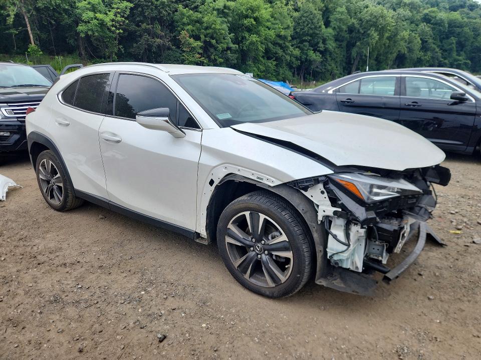 61574946 :رقم المزاد ، JTHX3JBH0N2055489 vin ، 2022 Lexus Ux 200 مزاد بيع
