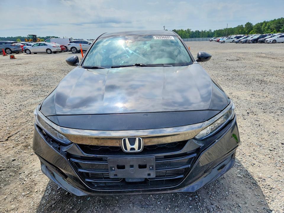 Продаж на аукціоні авто 2019 Honda Accord, vin: 1HGCV1F32KA115560, номер лоту: 76296605