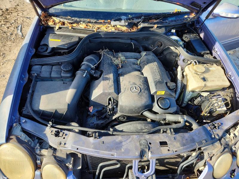 Продажа на аукционе авто 2001 Mercedes-benz Clk, vin: WDBLK65G21T060473, номер лота: 61212576