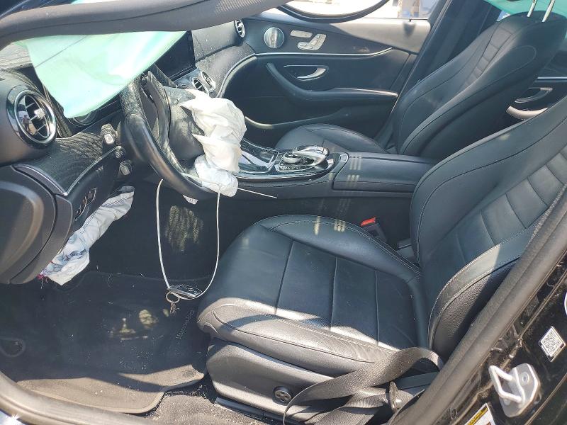 59070756 :رقم المزاد ، WDDZF4KB2HA241601 vin ، 2017 Mercedes-benz E مزاد بيع
