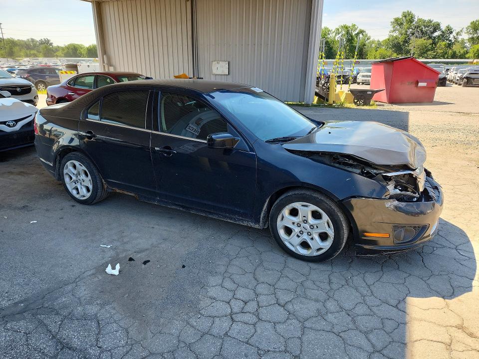 60068456 :رقم المزاد ، 3FAHP0HA8BR167176 vin ، 2011 Ford Fusion مزاد بيع