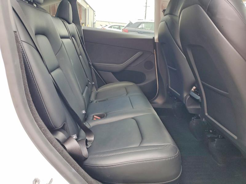 2024 Tesla Model Y მანქანა იყიდება აუქციონზე, vin: 7SAYGDED6RA326191, აუქციონის ნომერი: 61202676