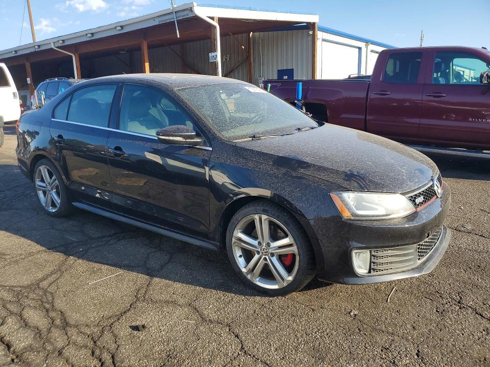 2015 Volkswagen Jetta მანქანა იყიდება აუქციონზე, vin: 3VW5T7AJ8FM316052, აუქციონის ნომერი: 61567696