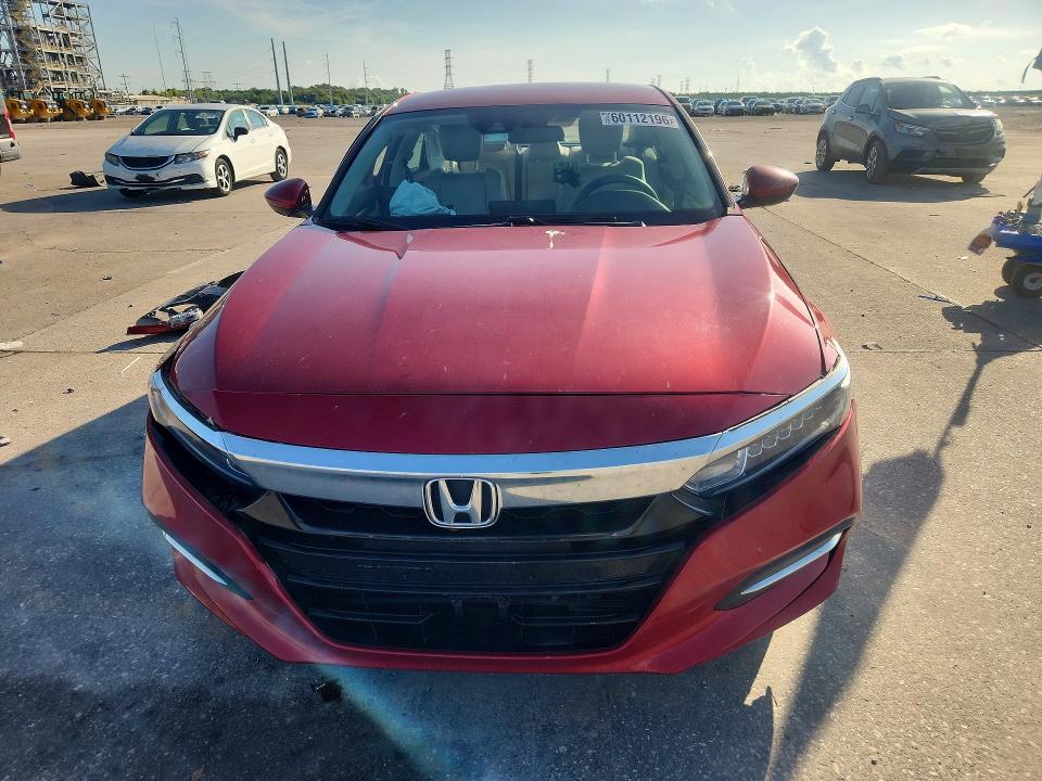 Продажа на аукционе авто 2018 Honda Accord, vin: 1HGCV3F11JA009061, номер лота: 60112196