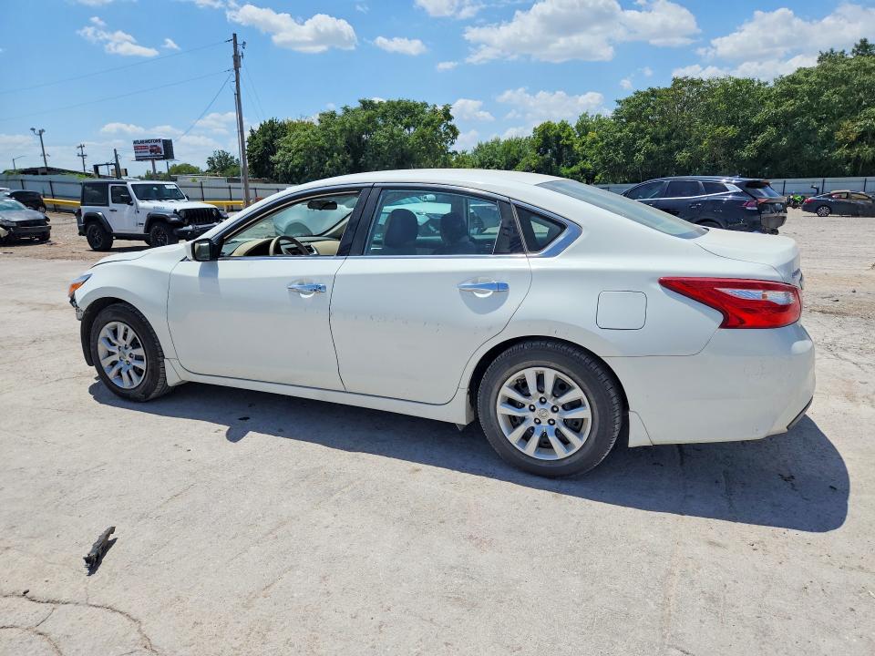 61572006 :رقم المزاد ، 1N4AL3AP0GN380226 vin ، 2016 Nissan Altima مزاد بيع