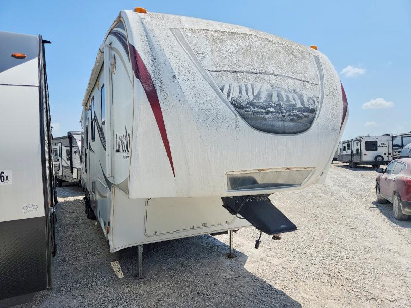 61612106 :رقم المزاد ، 4YDF29220DE601356 vin ، 2013 Keystone Laredo مزاد بيع