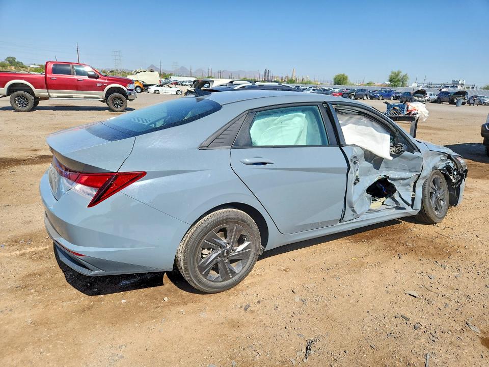 2022 Hyundai Elantra მანქანა იყიდება აუქციონზე, vin: KMHLM4AG8NU297938, აუქციონის ნომერი: 58707576