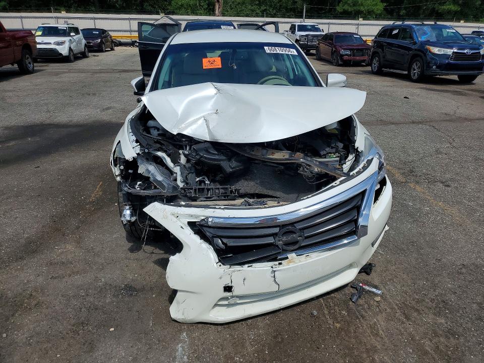 Продаж на аукціоні авто 2015 Nissan Altima, vin: 1N4AL3AP9FN336272, номер лоту: 60810956