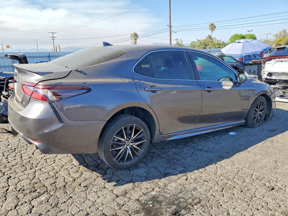 2024 Toyota Camry მანქანა იყიდება აუქციონზე, vin: 4T1G11AK3RU904170, აუქციონის ნომერი: 60885836