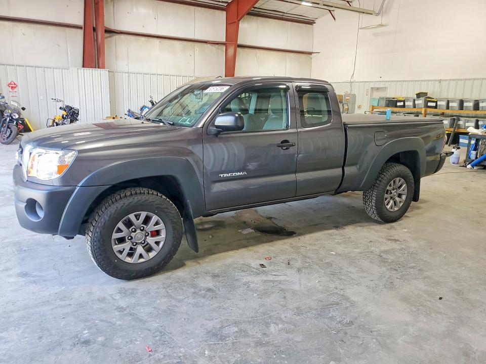 2011 Toyota Tacoma მანქანა იყიდება აუქციონზე, vin: 5TFUU4EN4BX018626, აუქციონის ნომერი: 60619286