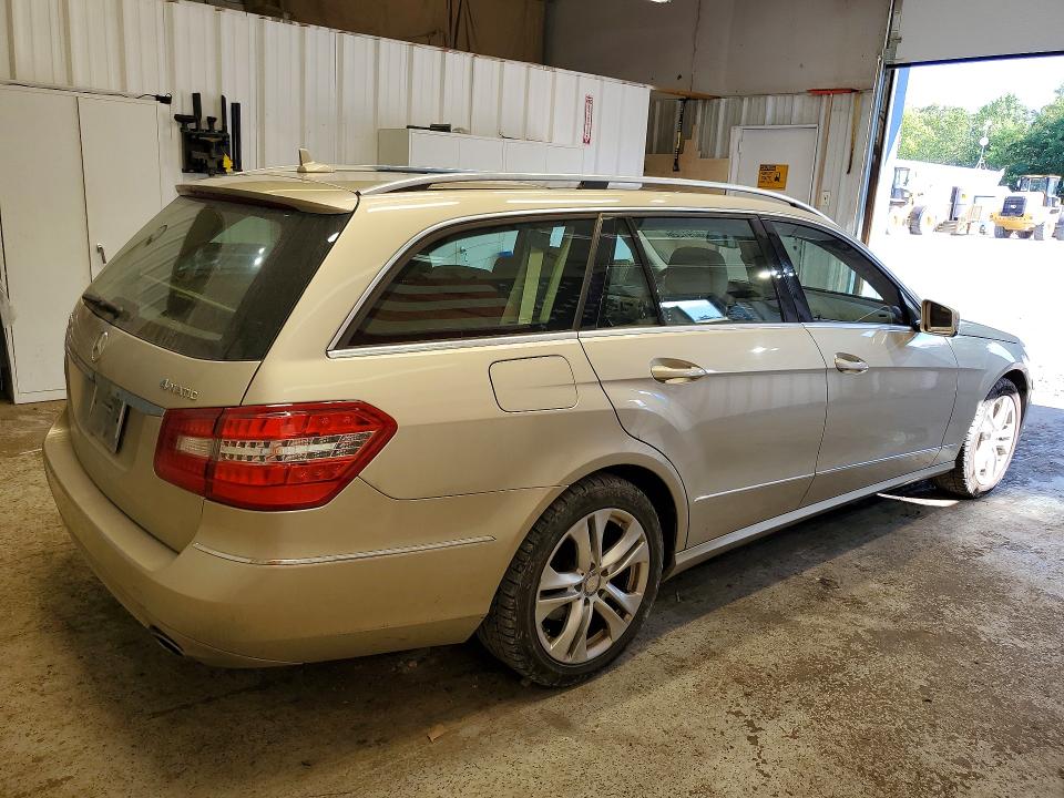 2011 Mercedes-benz E მანქანა იყიდება აუქციონზე, vin: WDDHH8HB3BA305656, აუქციონის ნომერი: 59291226