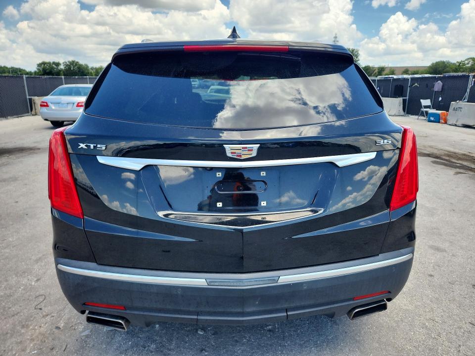 62465036 :رقم المزاد ، 1GYKNCRS5KZ200185 vin ، 2019 Cadillac Xt5 مزاد بيع