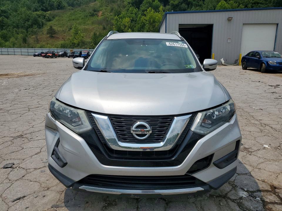 62617566 :رقم المزاد ، 5N1AT2MV0HC854716 vin ، 2017 Nissan Rogue مزاد بيع