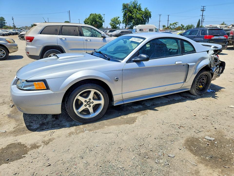 62912386 :رقم المزاد ، 1FAFP42X84F212595 vin ، 2004 Ford Mustang مزاد بيع