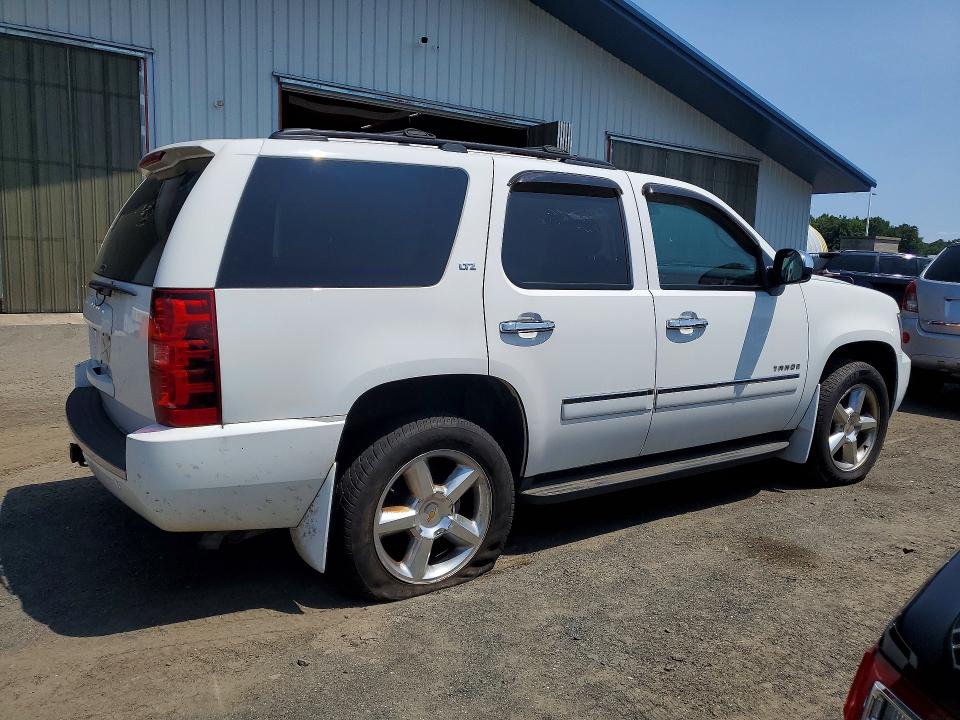 2013 Chevrolet Tahoe მანქანა იყიდება აუქციონზე, vin: 1GNSKCE05DR178928, აუქციონის ნომერი: 62458746