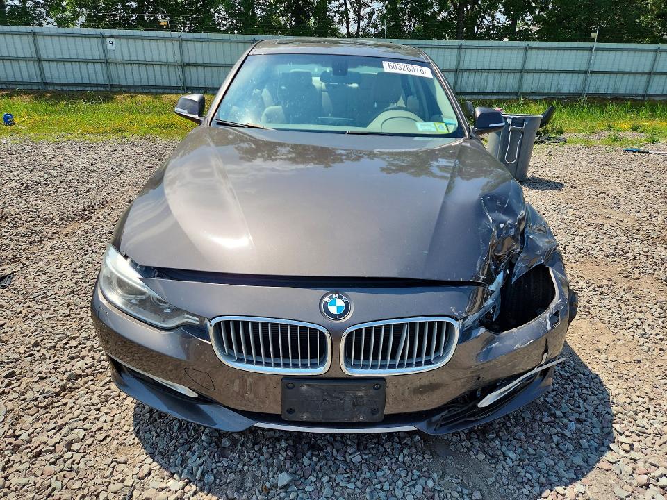 60328376 :رقم المزاد ، WBA3B9C52DF140800 vin ، 2013 Bmw 335 مزاد بيع
