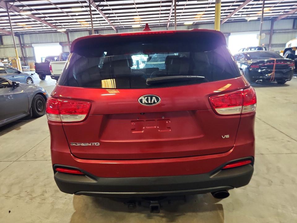 2016 Kia Sorento მანქანა იყიდება აუქციონზე, vin: 5XYPGDA5XGG110134, აუქციონის ნომერი: 62200956