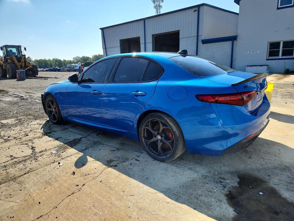 63433736 :رقم المزاد ، ZARFAMBN5K7611956 vin ، 2019 Alfa Romeo Giulia مزاد بيع